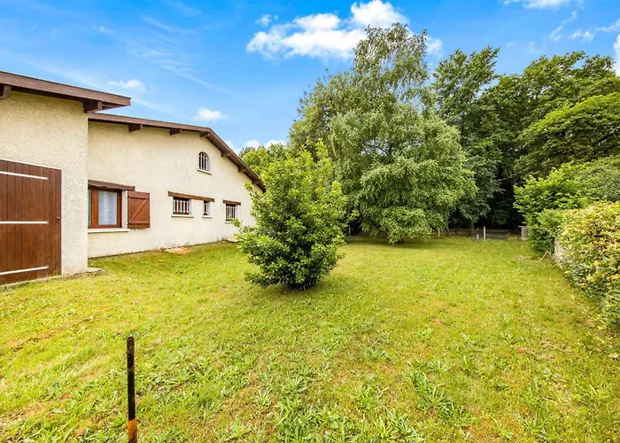 Maison De Valeriane Feriehus *